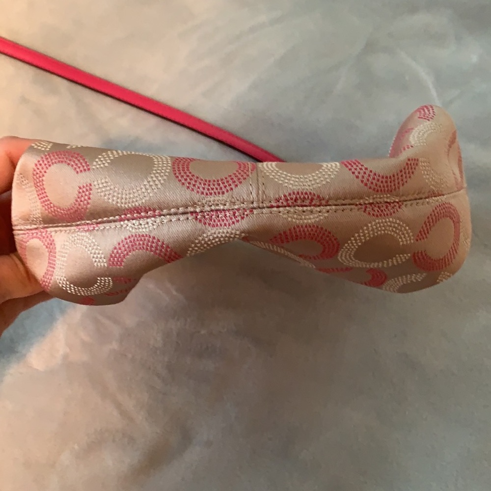 Coach purse - Picture 5 of 8